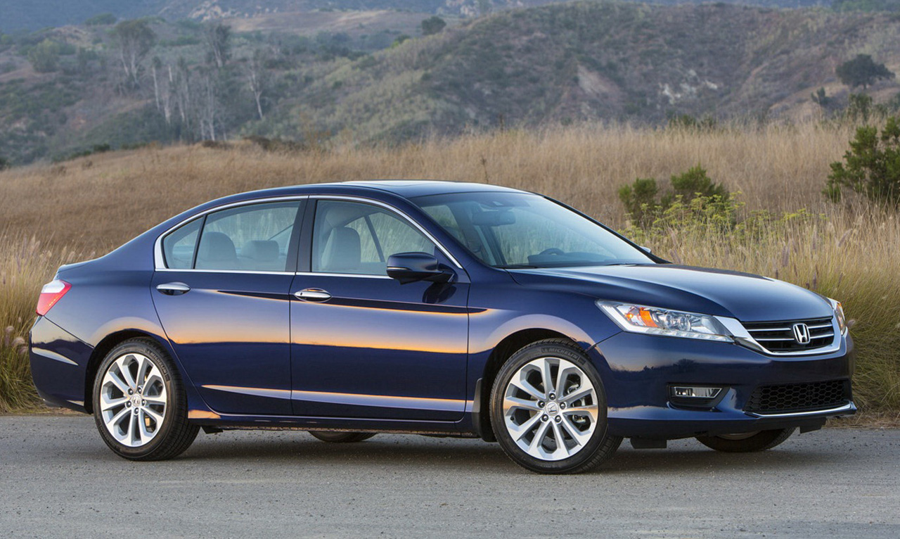 2012 Honda Accord photo gallery - Autocar India